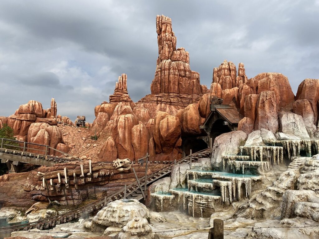 The current image has no alternative text. The file name is: Big-Thunder-Mountain.jpg