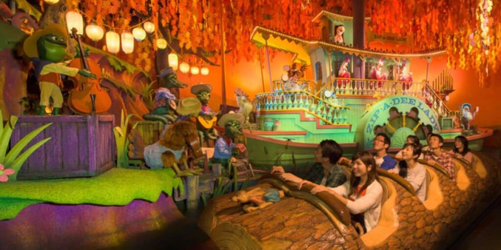 The current image has no alternative text. The file name is: Splash-Mountain.jpg